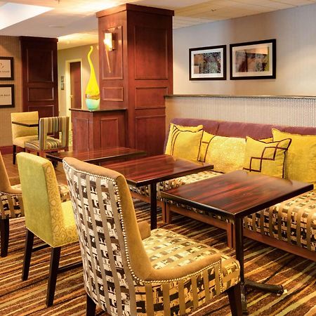Hampton Inn South Plainfield-Piscataway מראה חיצוני תמונה